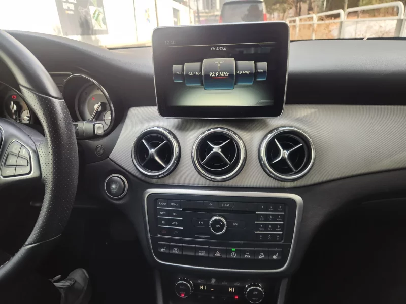 Mercedes-Benz GLA-Class