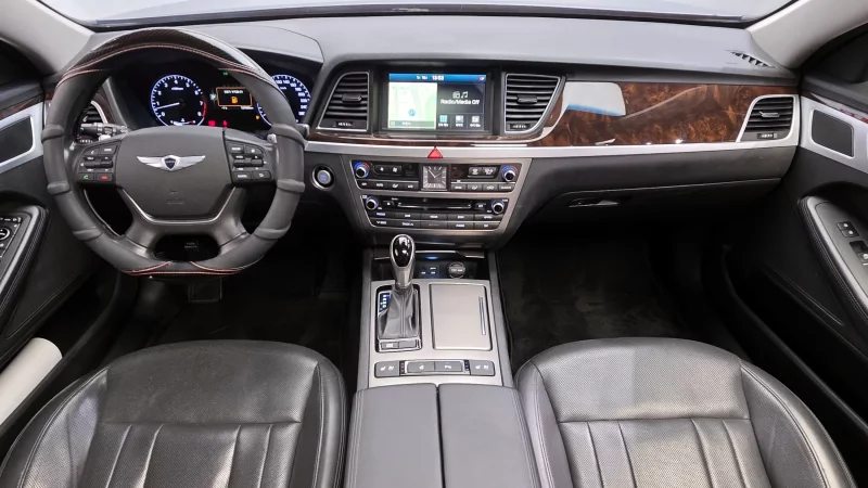 Hyundai Genesis