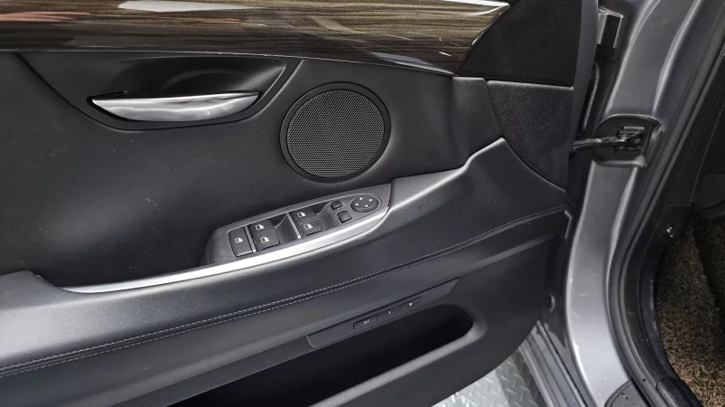 BMW 5-Series Gran Turismo