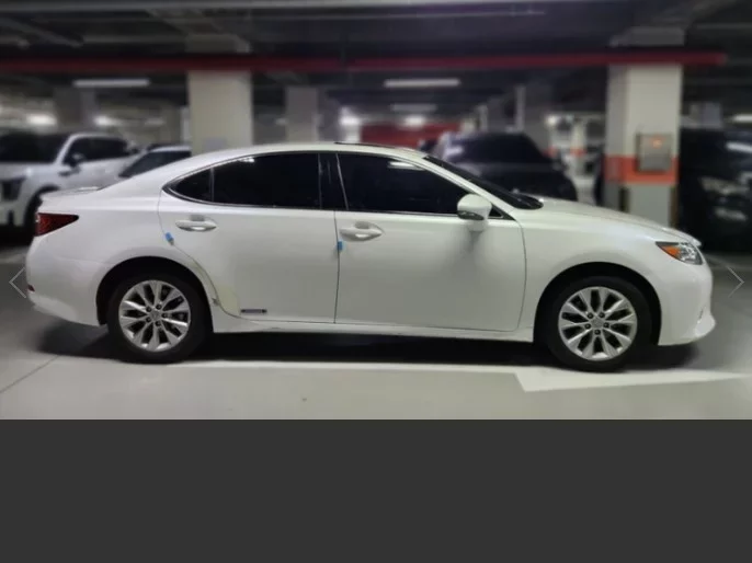 Lexus ES300h