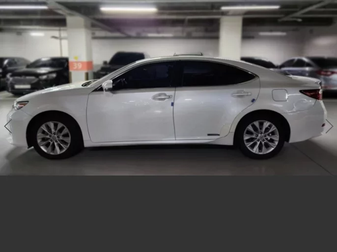 Lexus ES300h