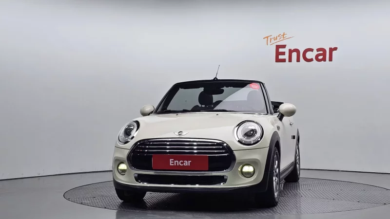 MINI Cooper Convertible