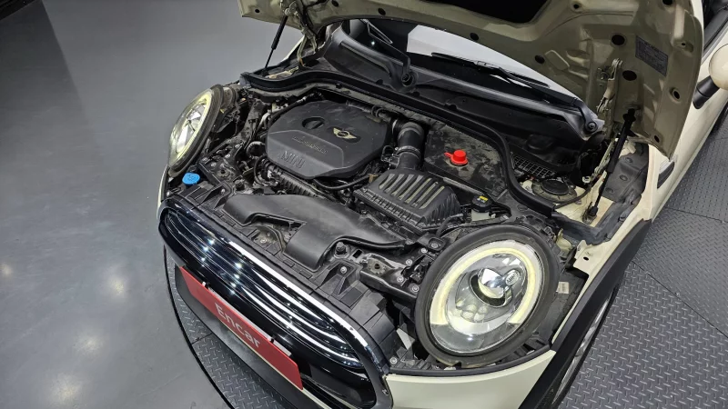 MINI Cooper Convertible