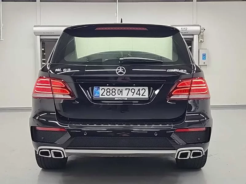 Mercedes-Benz M-class