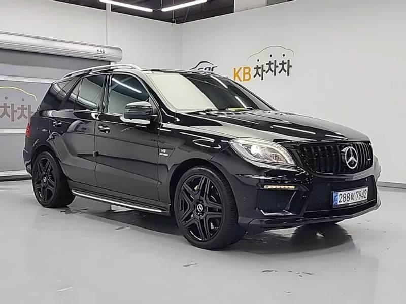 Mercedes-Benz M-class