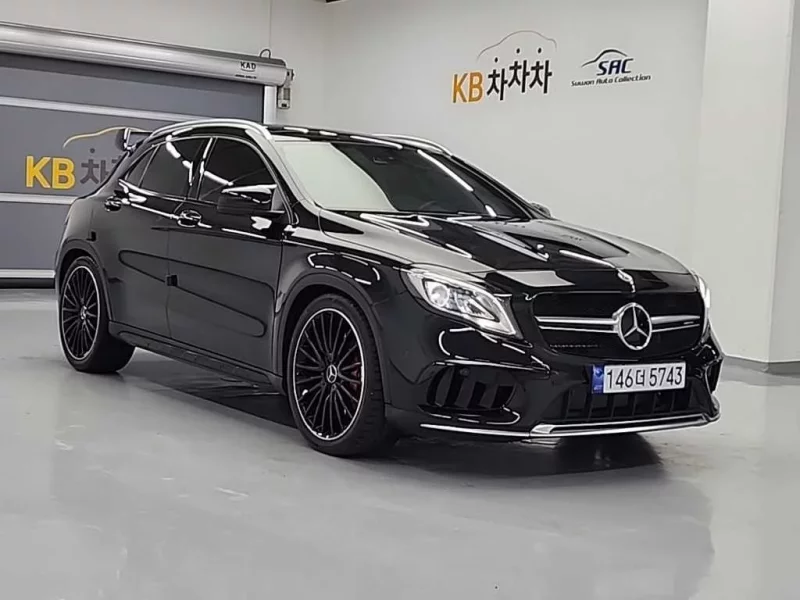 Mercedes-Benz GLA-Class