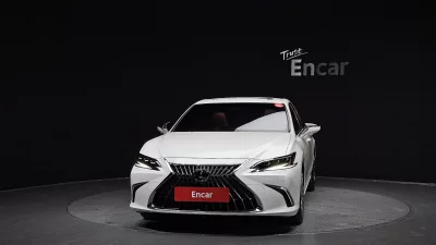 Lexus ES300h