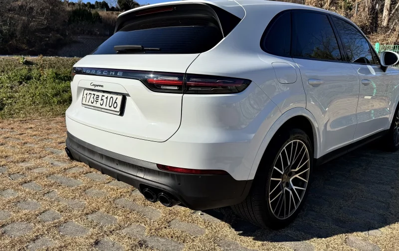 Porsche CAYENNE