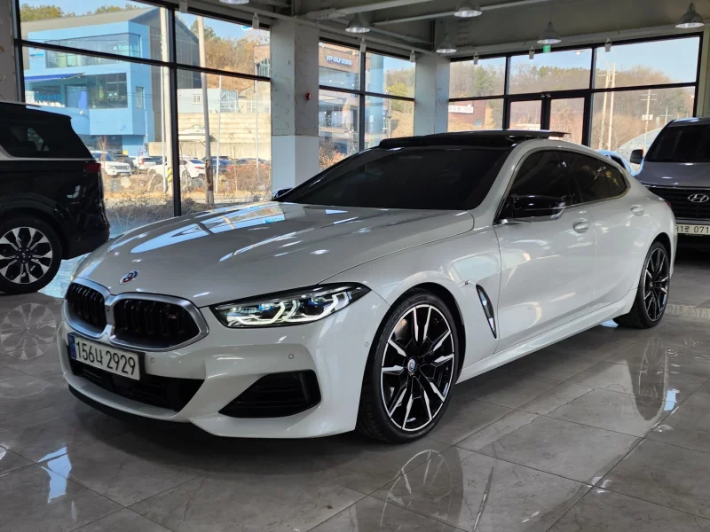 BMW 8-Series