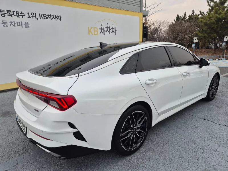 Kia K5