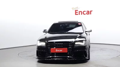 Audi S8