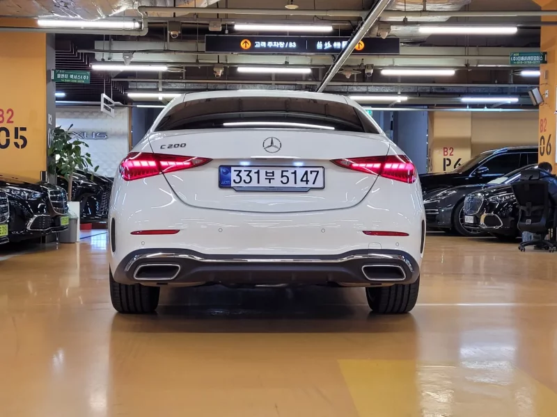 Mercedes-Benz C-Class