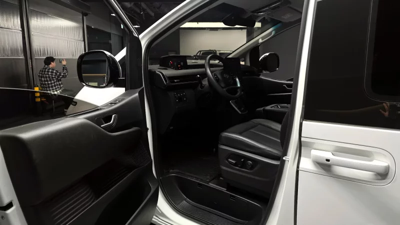 Hyundai Staria