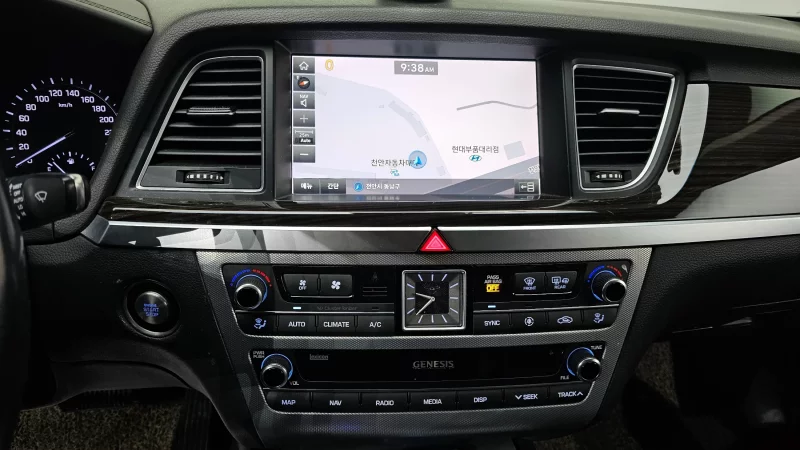 Genesis G80