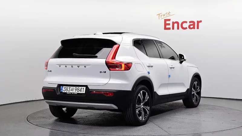 Volvo XC40