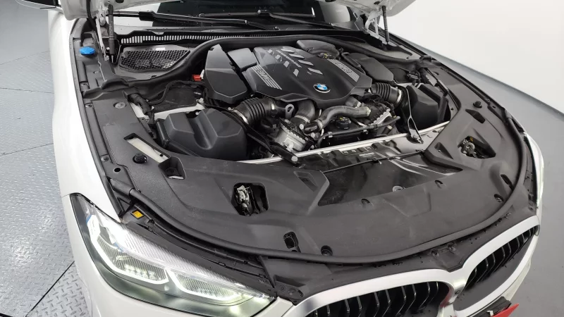 BMW 8-Series