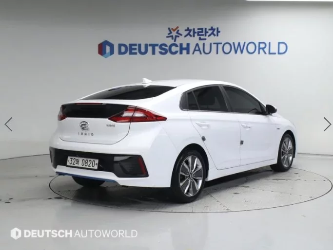 Hyundai Ioniq