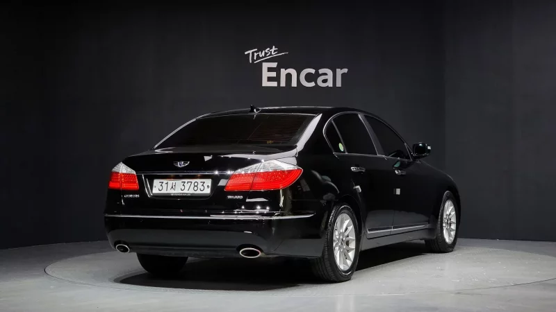 Hyundai Genesis