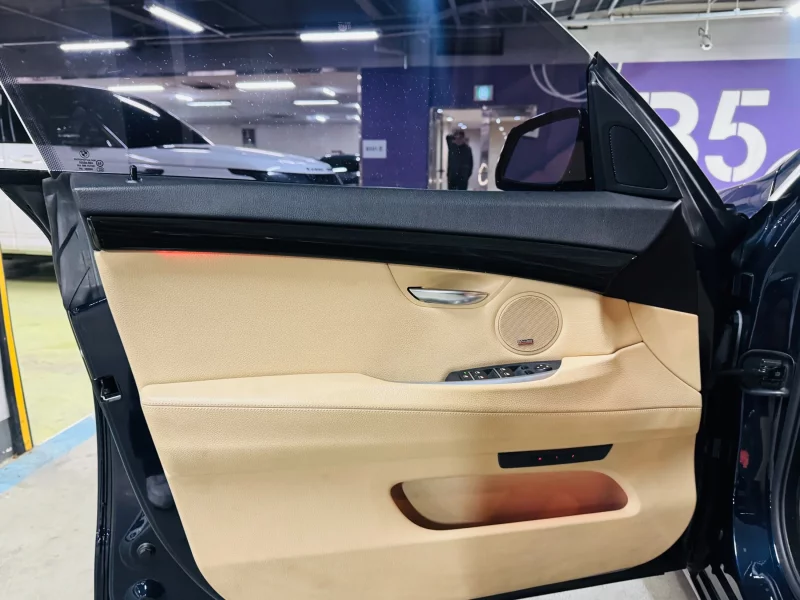 BMW 5-Series Gran Turismo