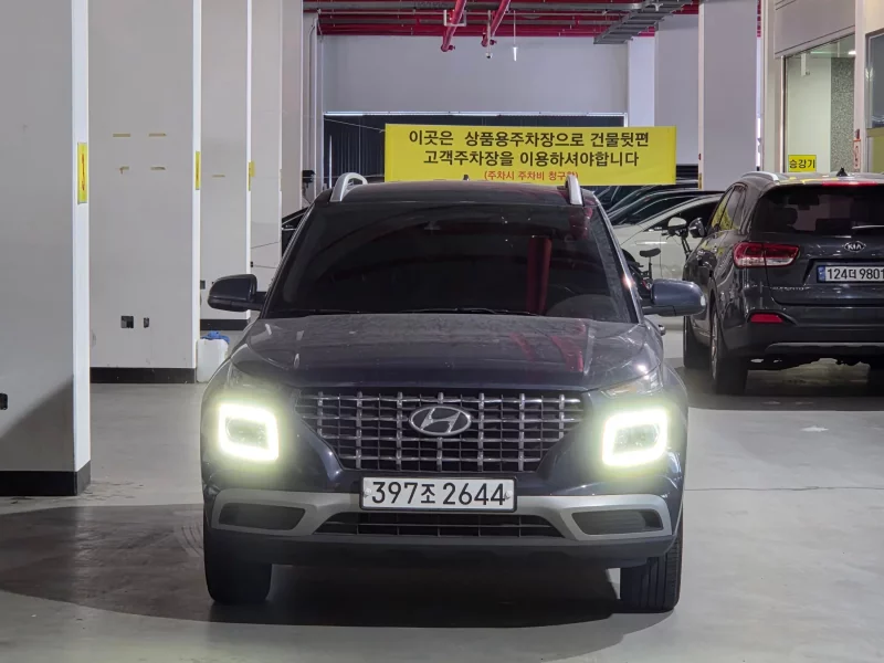 Hyundai Venue