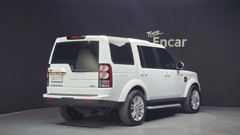 Land Rover DISCOVERY