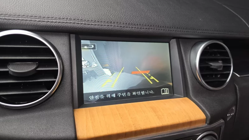 Land Rover DISCOVERY