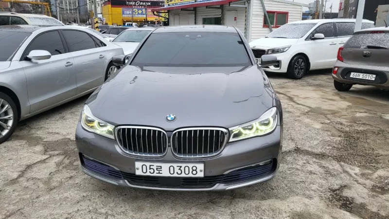 BMW 7-Series