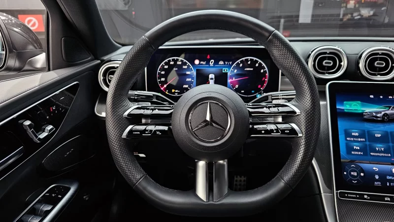 Mercedes-Benz C-Class