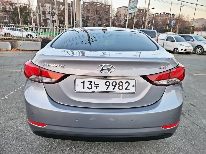 Hyundai AVANTE