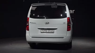 Hyundai Starex
