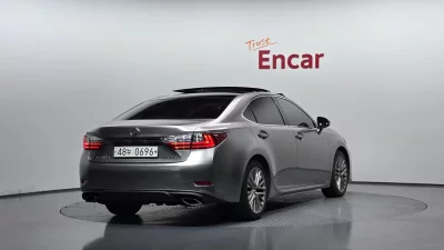 Lexus ES350