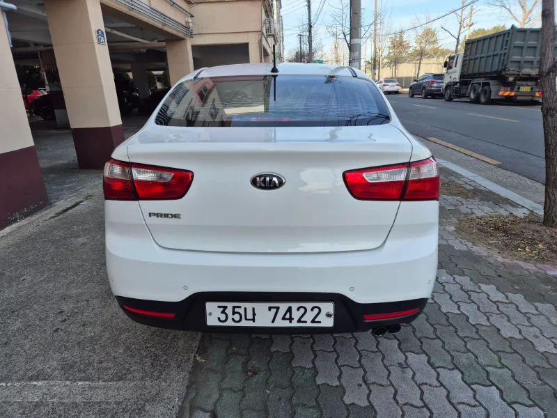 Kia pride