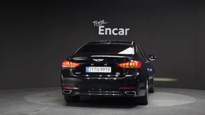 Hyundai Genesis