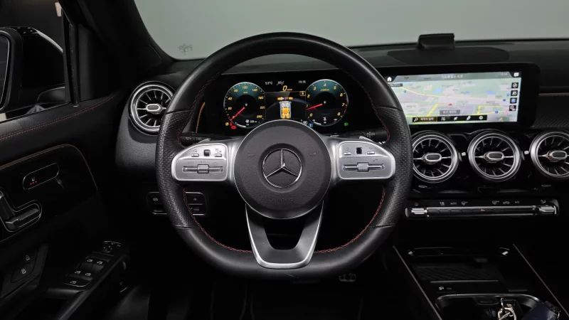 Mercedes-Benz GLB-Class