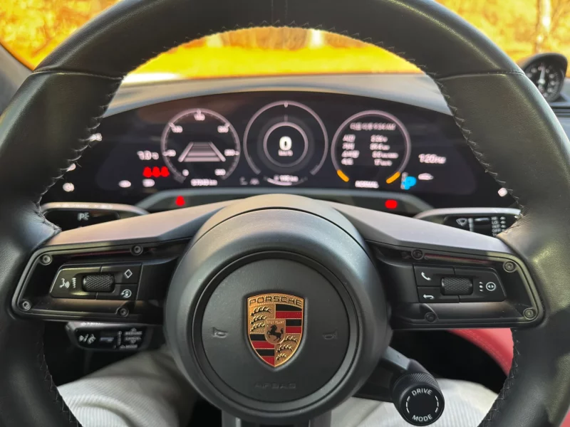 Porsche TAYCAN