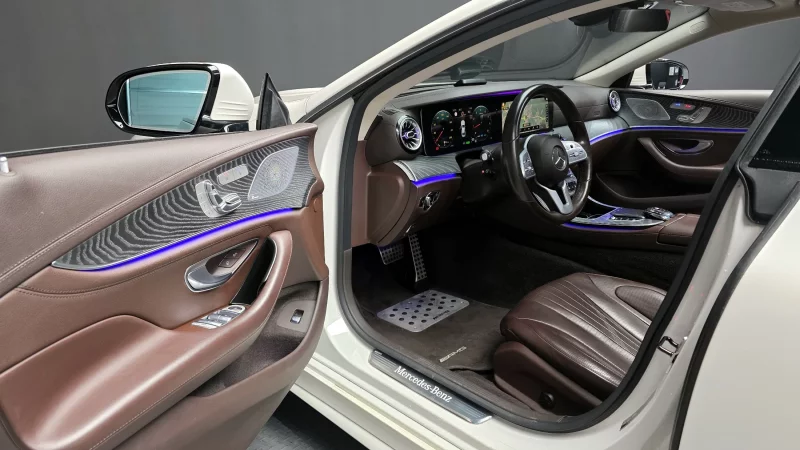 Mercedes-Benz CLS-Class