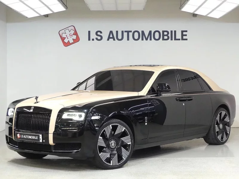 Rolls-Royce GHOST