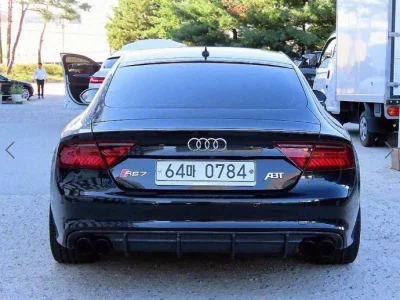 Audi S7