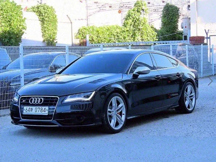 Audi S7