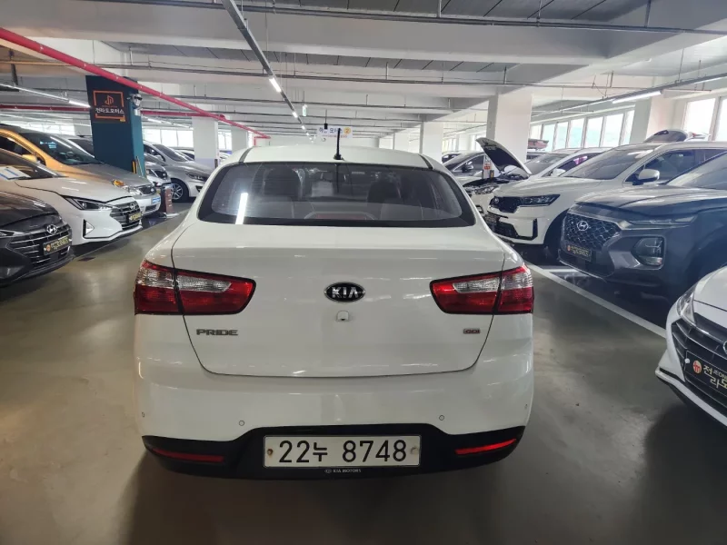 Kia pride