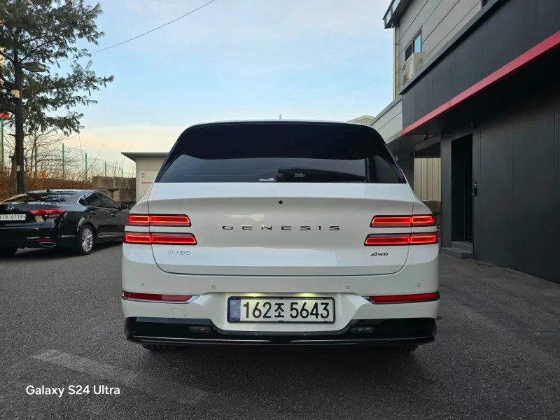 Genesis GV80