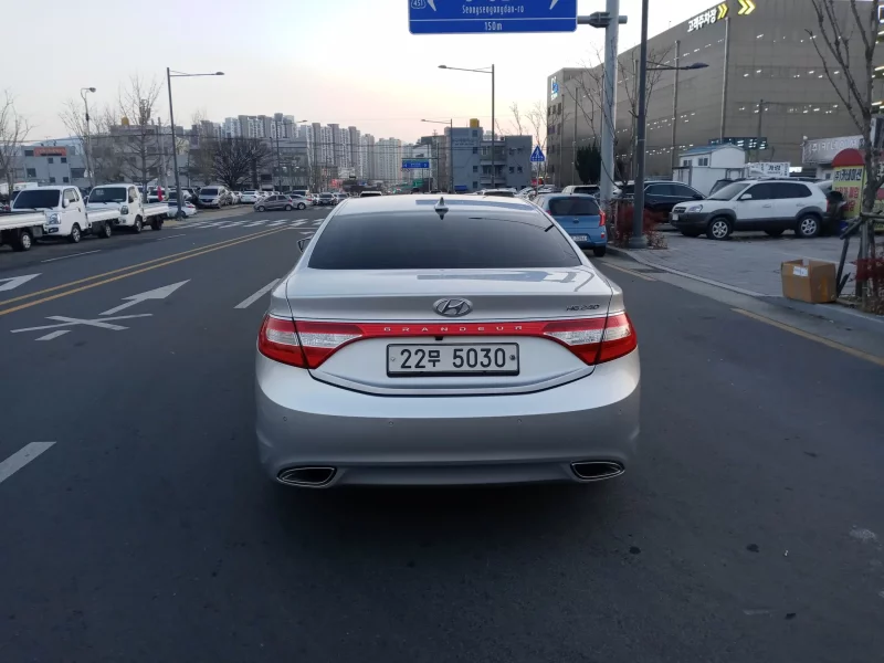 Hyundai Grandeur