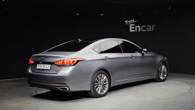 Hyundai Genesis