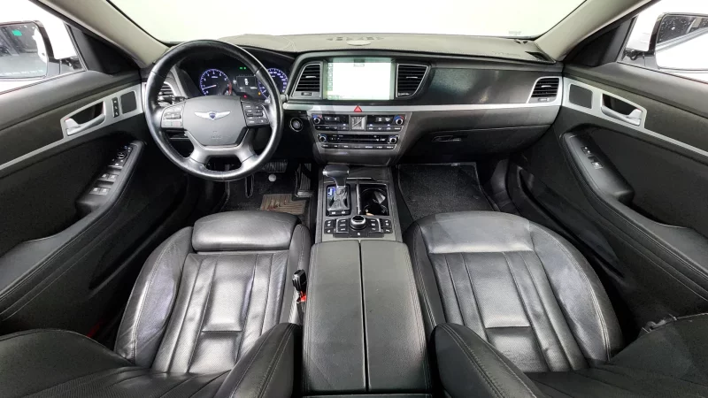 Hyundai Genesis