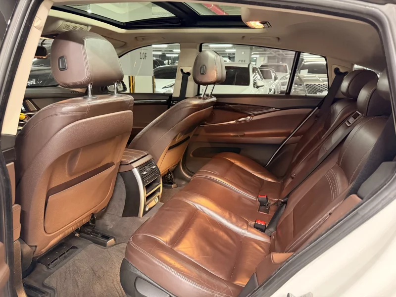 BMW 5-Series Gran Turismo