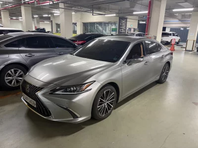 Lexus ES300h