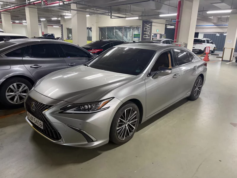 Lexus ES300h