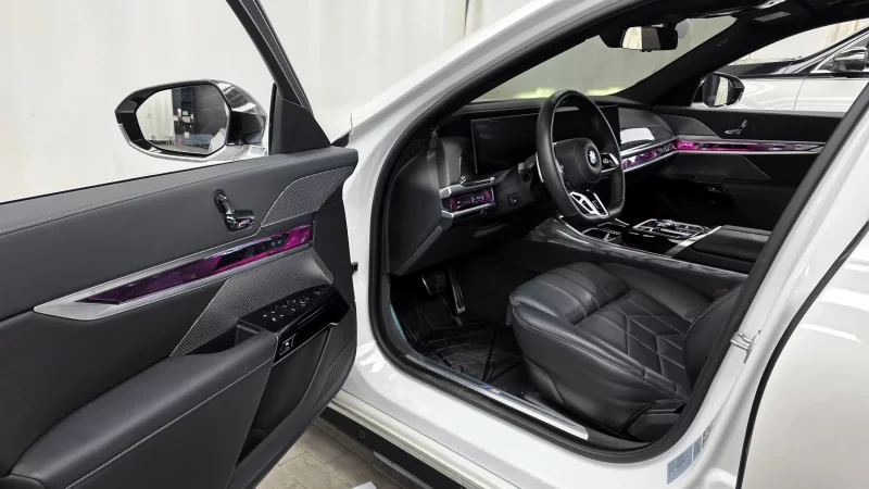 BMW 7-Series