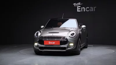 MINI Cooper Convertible