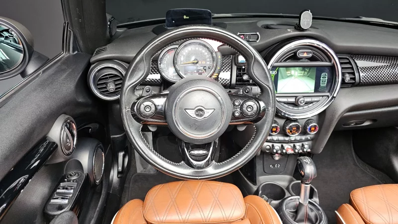 MINI Cooper Convertible